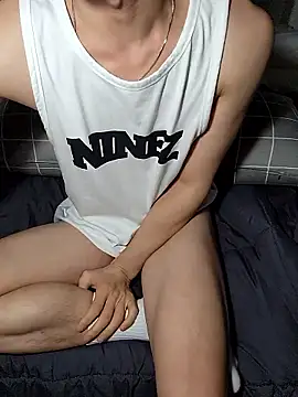 icejuljulju online show from February 18, 1:29 pm