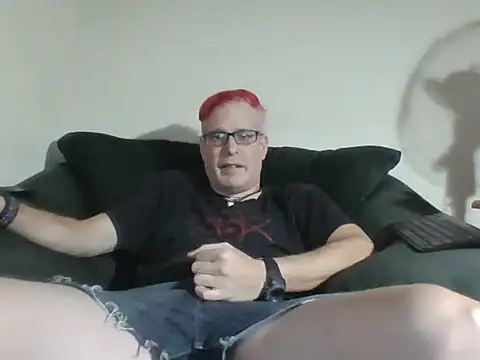 nerdy6 online show from November 18, 2:27 am