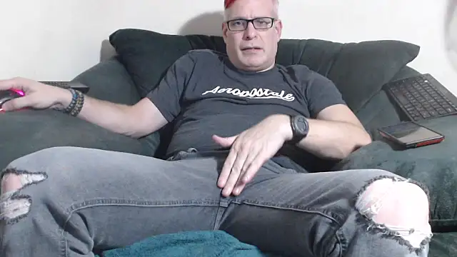 nerdy6 online show from April 1, 2:13 am