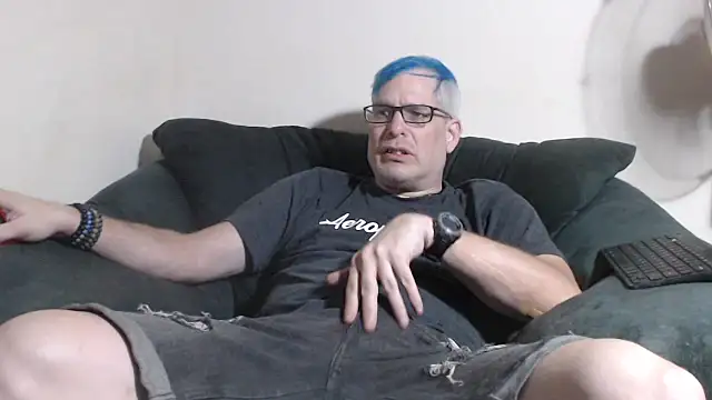 nerdy6 online show from June 3, 2:56 am