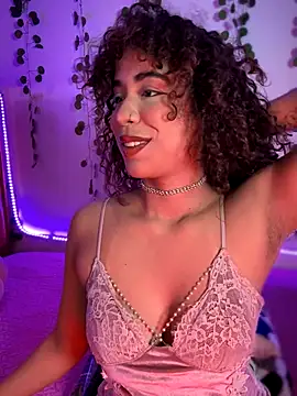 Snapshot of collins_Daph chatting on October 30, 3:31 pm collins Daph online show from October 30, 3:31 pm