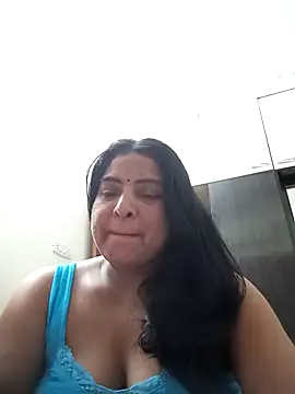 Snapshot of srimasrima chatting on February 23, 9:32 am srimasrima online show from February 23, 9:32 am