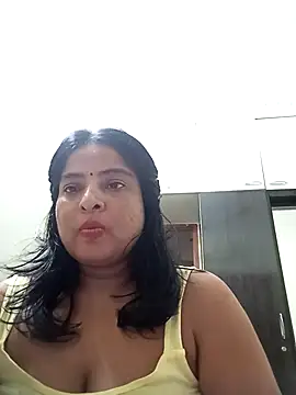 Snapshot of srimasrima chatting on October 6, 9:21 am srimasrima online show from October 6, 9:21 am