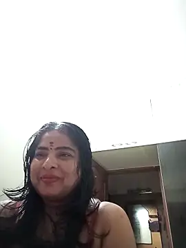 Snapshot of srimasrima chatting on October 24, 10:53 pm srimasrima online show from October 24, 10:53 pm