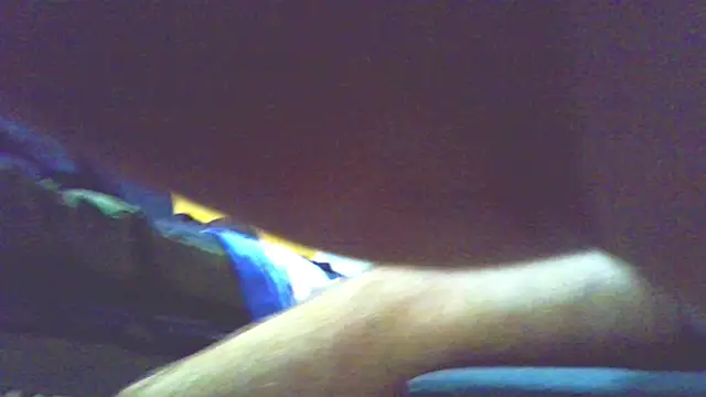 Snapshot of HairyHornyTwinkx chatting on October 6, 2:18 pm HairyHornyTwinkx online show from October 6, 2:18 pm