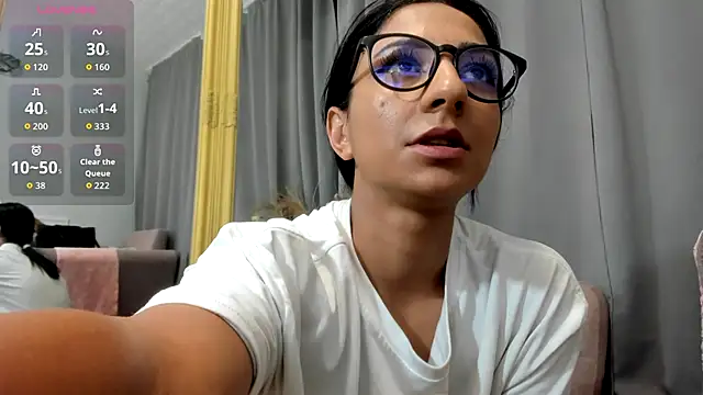 sugarburn online show from October 29, 7:35 pm