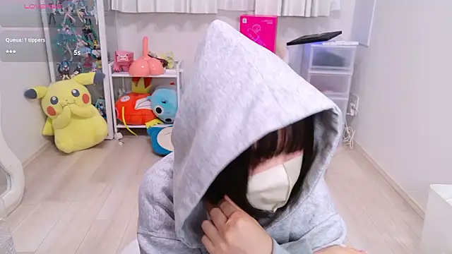 chii chan o0 online show from June 2, 10:15 am