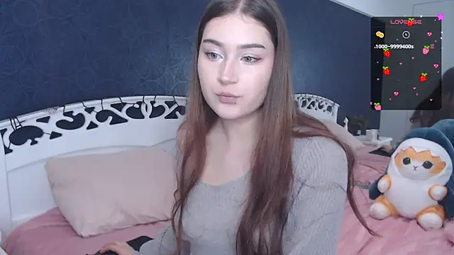 Snapshot of Lili_Luuu chatting on October 2, 10:35 pm Lili Luuu online show from October 2, 10:35 pm