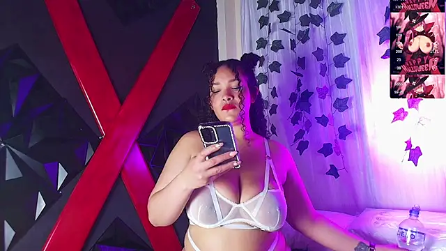 ivonne diaz1 online show from October 28, 7:57 pm