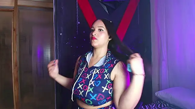 ivonne diaz1 online show from March 18, 7:59 pm