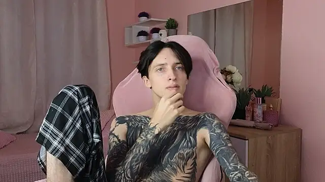 Martin Jin online show from November 2, 12:43 pm