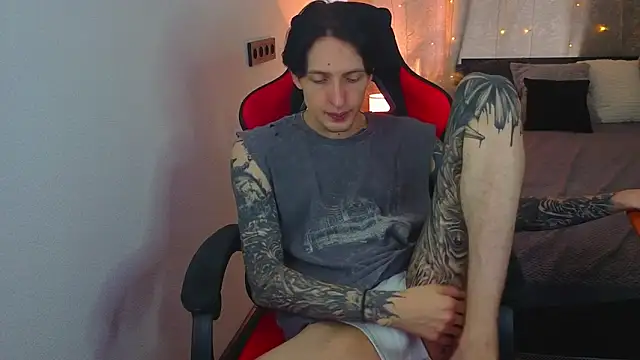 Martin Jin online show from April 16, 8:15 am