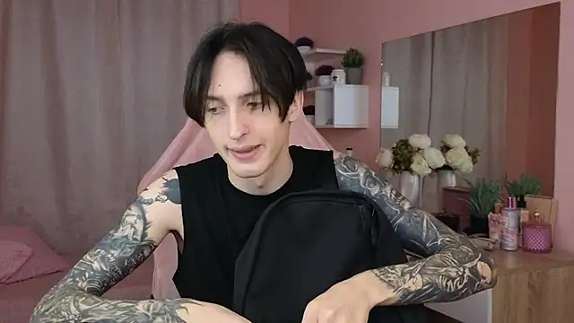 Martin Jin online show from November 8, 12:20 pm