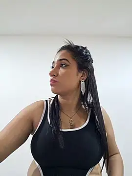 Samantha hotly online show from January 10, 1:17 pm