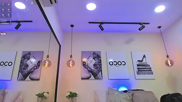 Samantha hotly online show from January 6, 8:35 pm