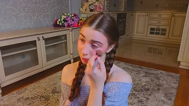 EadlinGillim online show from September 13, 3:17 am