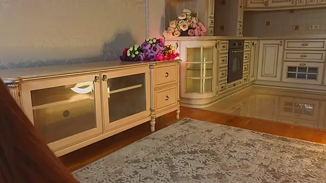 EadlinGillim online show from September 29, 3:13 am