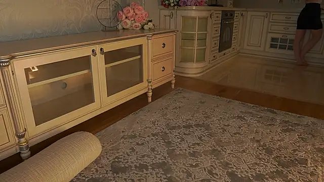 EadlinGillim online show from December 17, 3:11 am