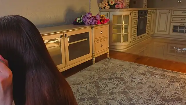 EadlinGillim online show from October 20, 3:08 am