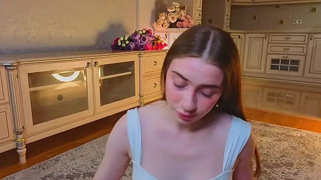 EadlinGillim online show from September 26, 3:02 am