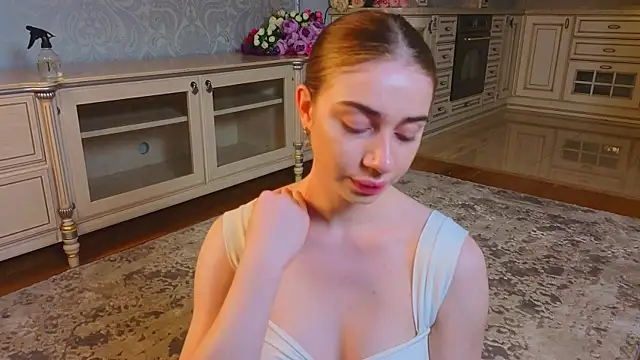 EadlinGillim online show from September 15, 3:18 am