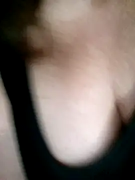 Snapshot of fuffettina chatting on April 4, 2:56 pm fuffettina online show from April 4, 2:56 pm