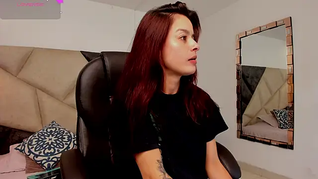 Snapshot of valerieMattson chatting on November 20, 5:57 pm valerieMattson online show from November 20, 5:57 pm