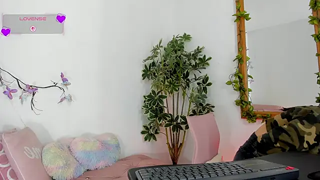 valerieMattson online show from October 16, 4:15 pm