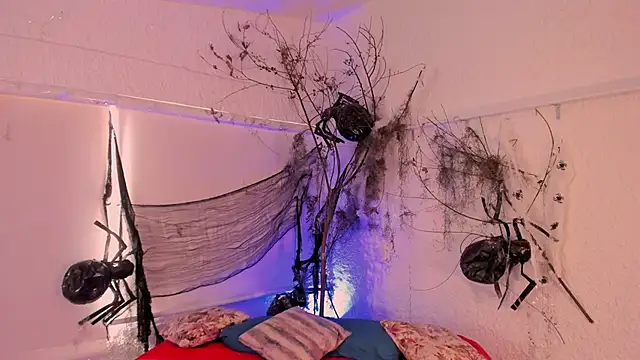 catleya noire online show from November 1, 8:36 pm