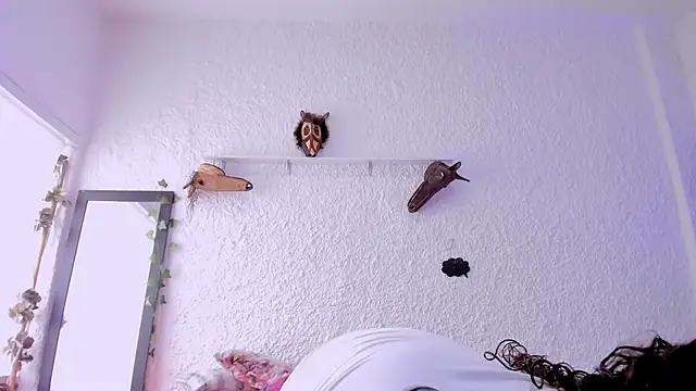 catleya noire online show from December 20, 7:50 pm