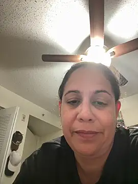 PrettyKittyMia online show from April 12, 2:04 am
