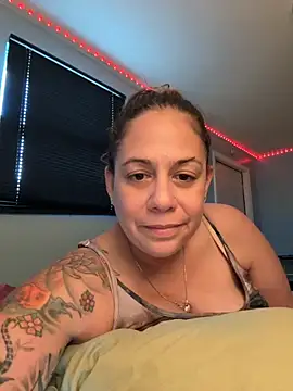 PrettyKittyMia online show from October 11, 7:59 pm