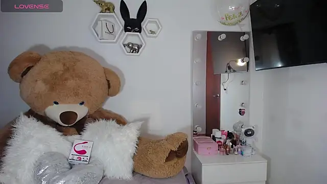 Snapshot of channel-rose1 chatting on October 1, 12:16 am channel-rose1 online show from October 1, 12:16 am