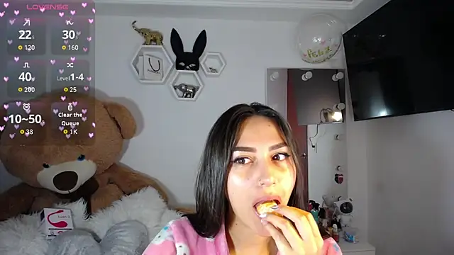 Snapshot of channel-rose1 chatting on November 6, 9:57 am channel-rose1 online show from November 6, 9:57 am