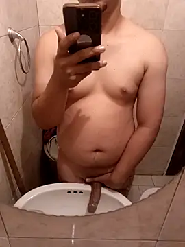 Snapshot of Boylatinn chatting on September 13, 2:28 pm Boylatinn online show from September 13, 2:28 pm