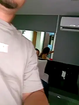 Snapshot of Boylatinn chatting on October 4, 6:42 pm Boylatinn online show from October 4, 6:42 pm