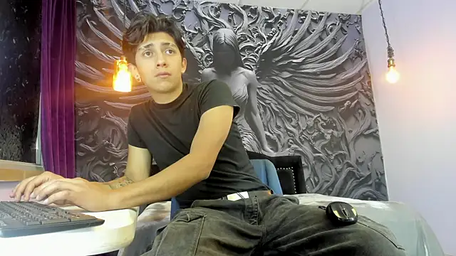 Ethann1  online show from October 21, 3:55 pm