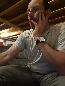 BrunJulienMetis online show from April 5, 7:20 pm