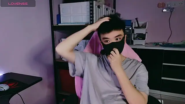 doggyman523 online show from February 26, 3:45 pm