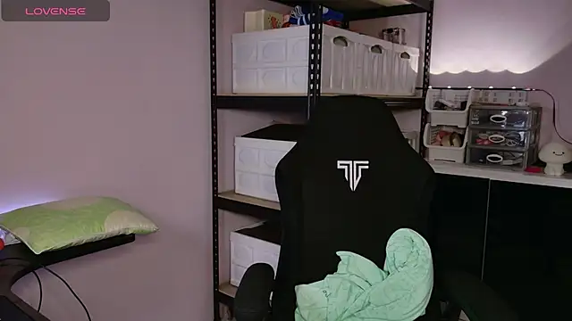 doggyman523 online show from November 14, 4:10 pm