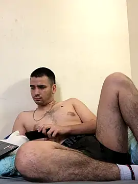 Snapshot of Cesar_Augusto chatting on October 16, 12:02 pm Cesar Augusto online show from October 16, 12:02 pm