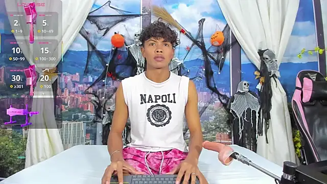 Snapshot of MilthonDelis chatting on October 25, 3:17 am MilthonDelis online show from October 25, 3:17 am