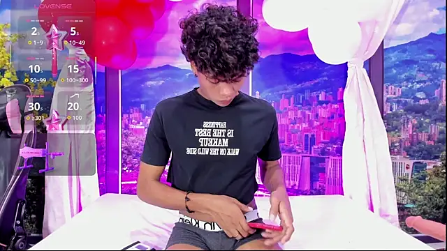 MilthonDelis online show from September 30, 3:01 am