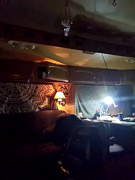 Snapshot of JoeyUhOh chatting on November 17, 11:03 am JoeyUhOh online show from November 17, 11:03 am