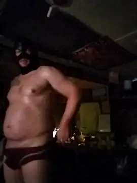 Snapshot of JoeyUhOh chatting on October 11, 9:32 am JoeyUhOh online show from October 11, 9:32 am