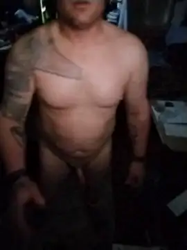 JoeyUhOh online show from December 13, 8:04 pm