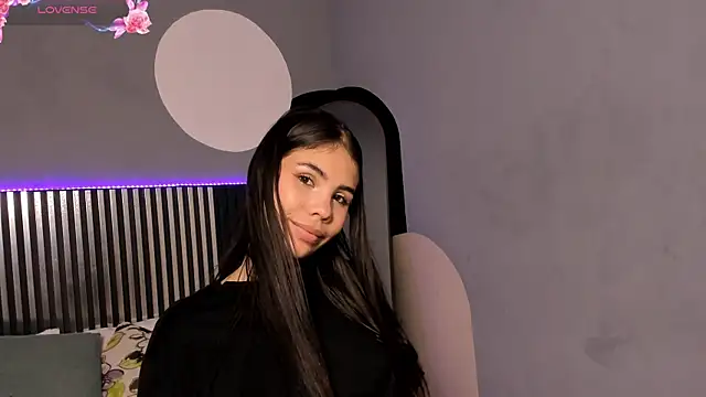 Snapshot of Emilybeltons chatting on September 30, 7:31 pm Emilybeltons online show from September 30, 7:31 pm