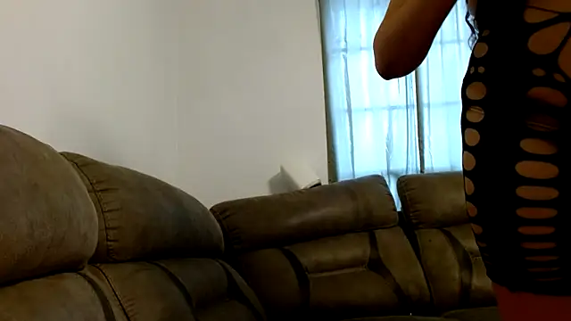 Snapshot of carlithefreak chatting on February 12, 6:09 pm carlithefreak online show from February 12, 6:09 pm