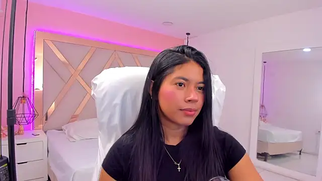 samantaa shy online show from February 11, 3:06 am