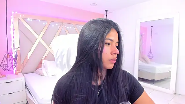 samantaa shy online show from March 3, 11:01 pm